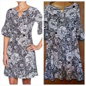 Bell Sleeve Above Knee Stretchy Lightweight Dress